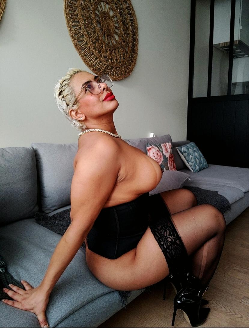 Sarah massagem