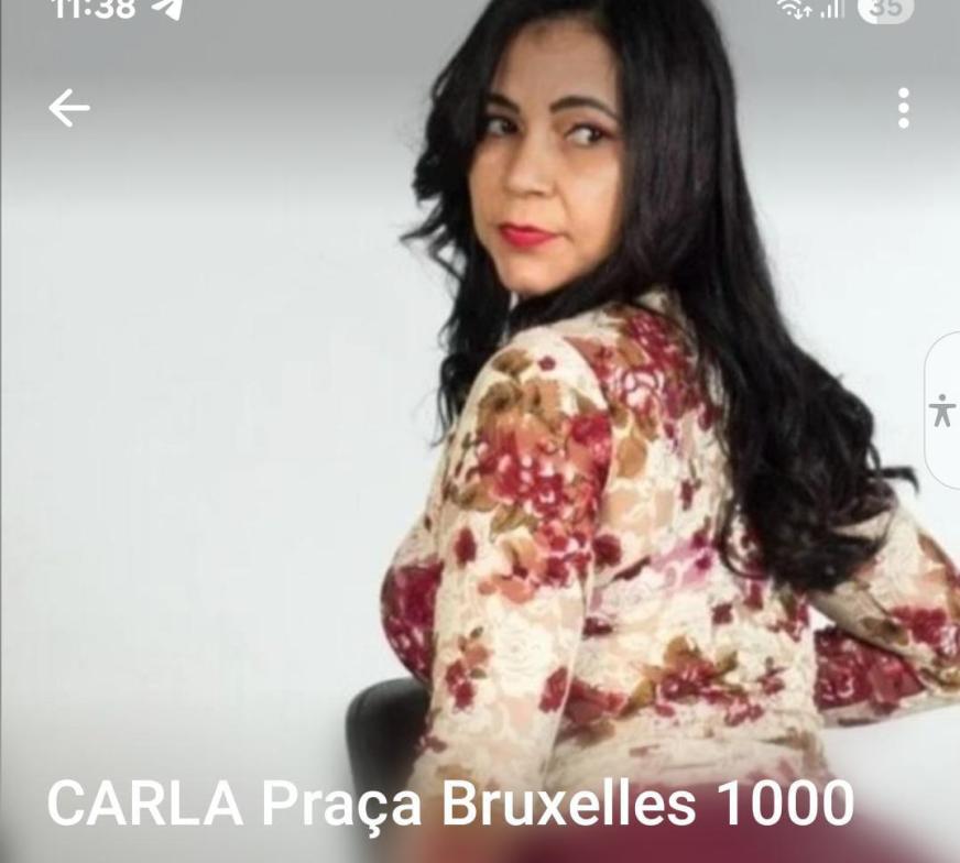 CARLA FELACION chaud