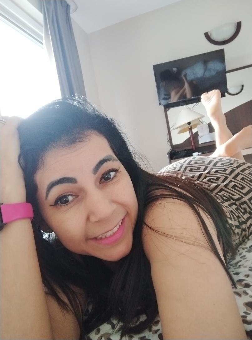 CARLA FELACION chaud