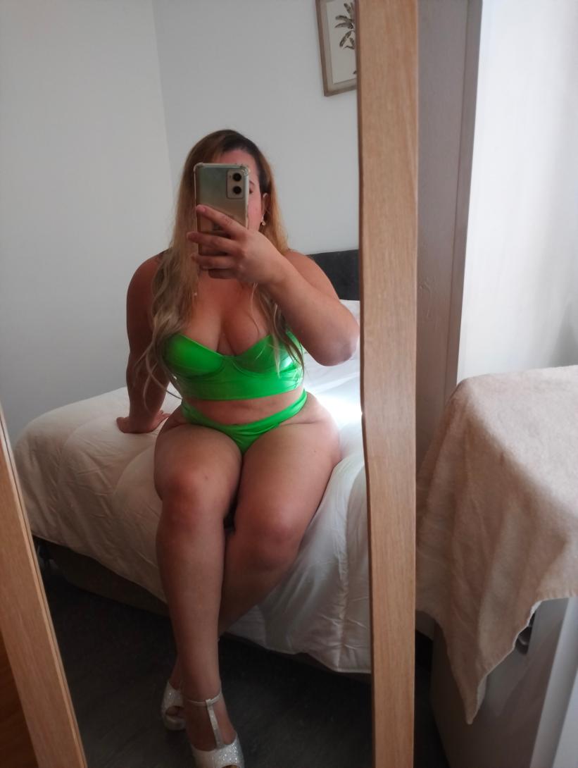 Hot new blonde