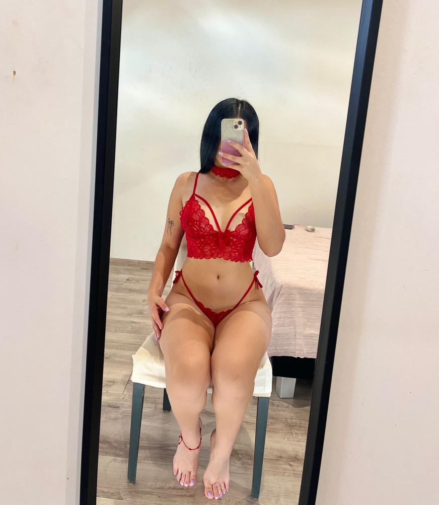 Sofia Latina sexy