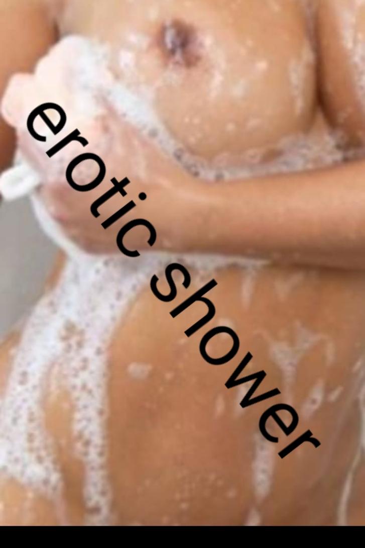 Nelly Sofia authentieke vrouw in sensuele erotische passie
