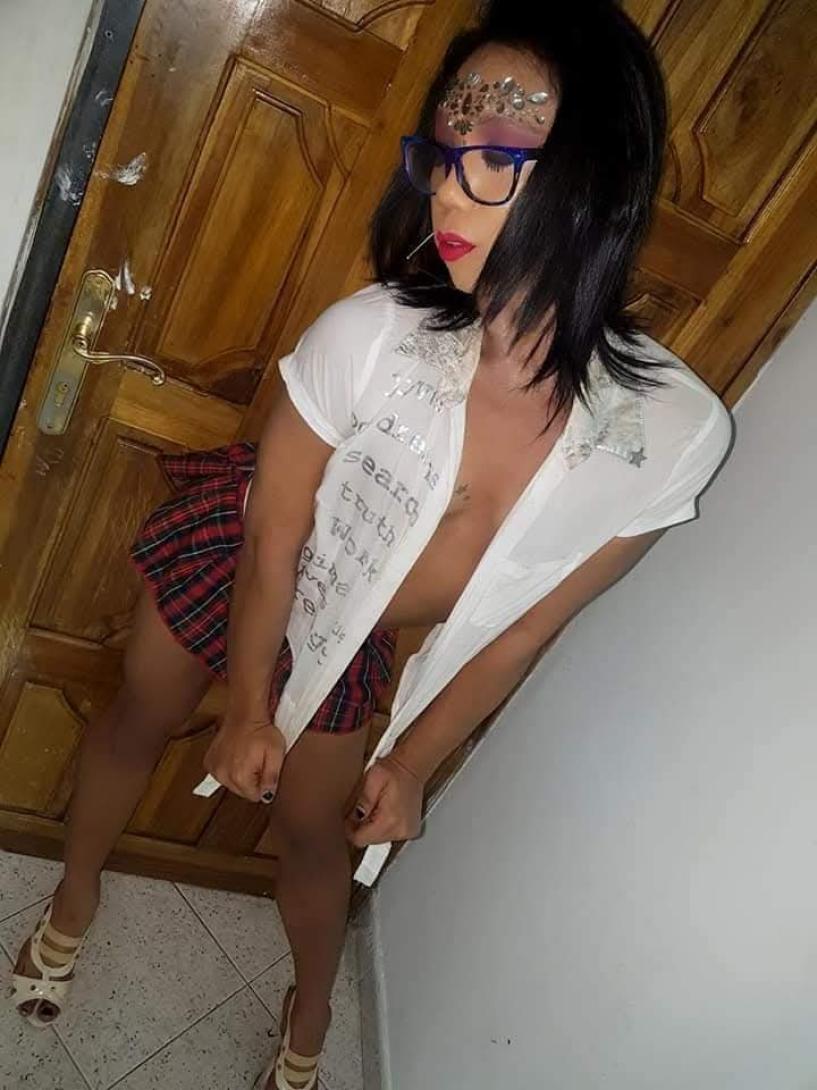 queen of domination, expert ass sucker, active and passive, 15 endowment