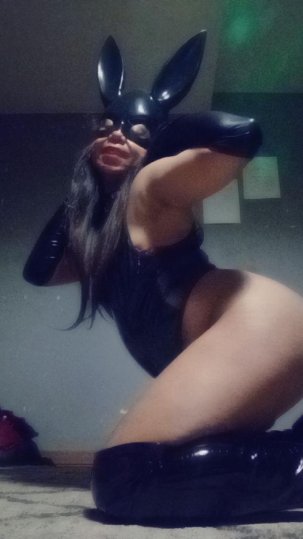 queen of domination, expert ass sucker, active and passive, 15 endowment