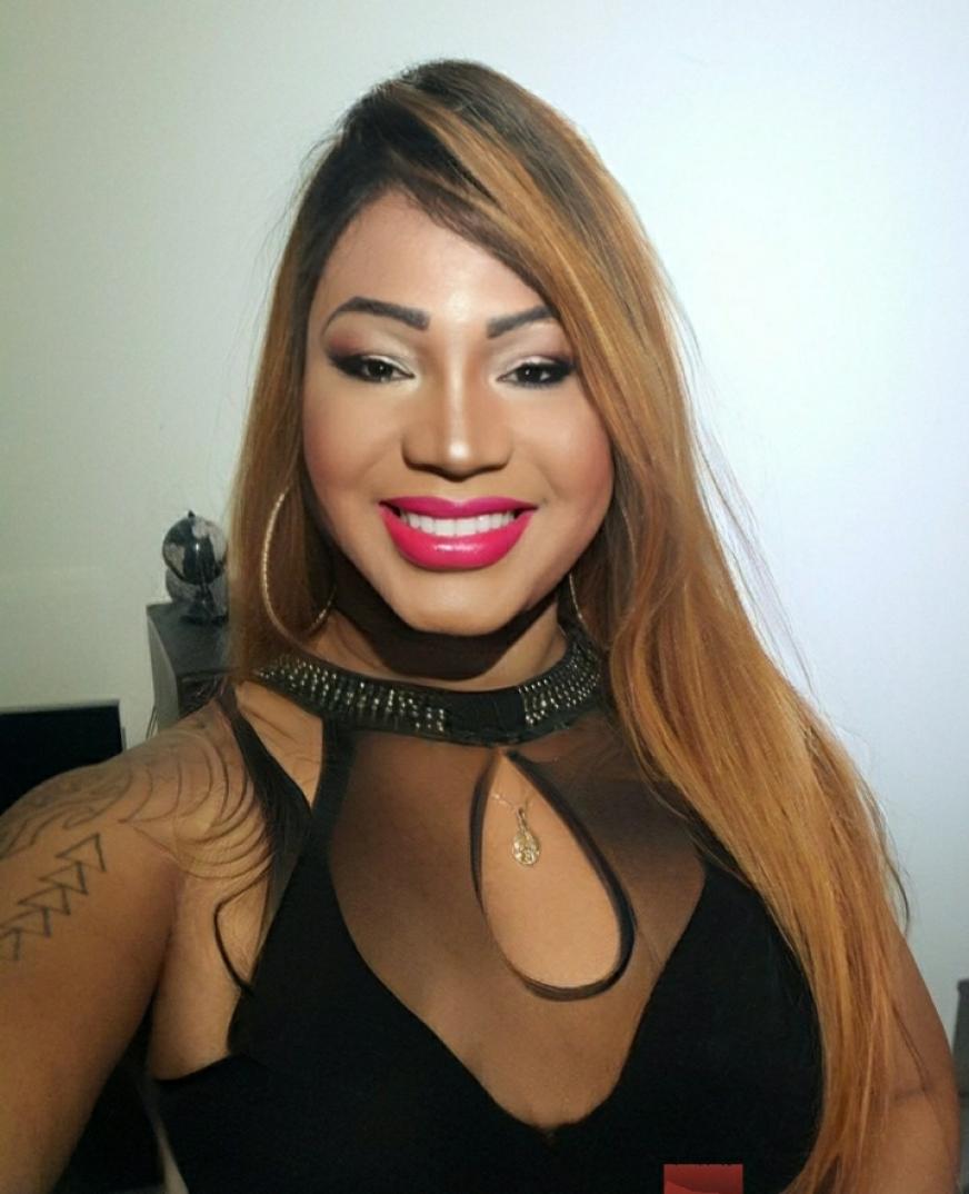 BEAUTIFUL TRANS LATINA SUPER ACTIVA 20 CM AND PASSIVE  