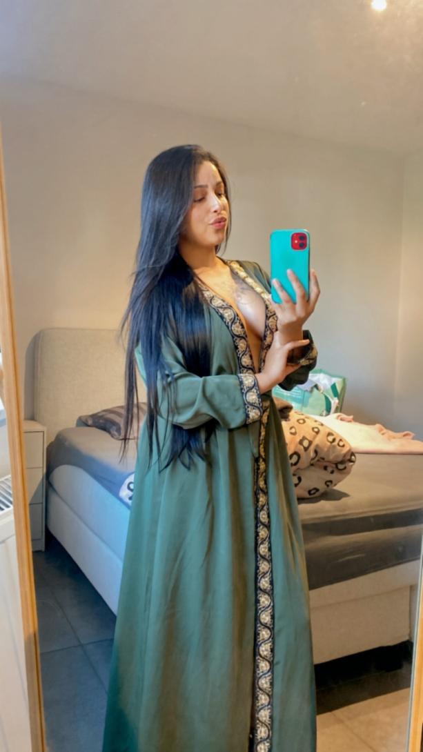 Melly, Etterbek GFE, BDSM.  