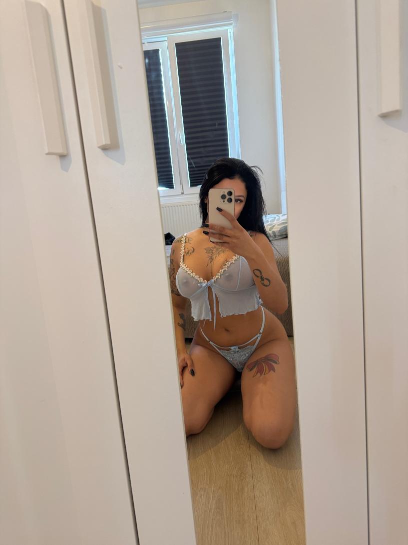 Melly, Etterbek GFE, BDSM.  