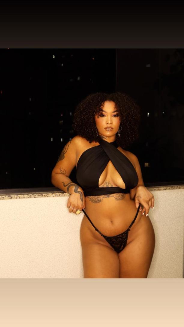 New Amina in the city, delicious brunette for you