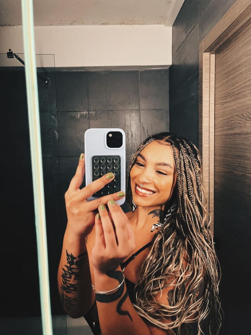 New Amina in the city, delicious brunette for you