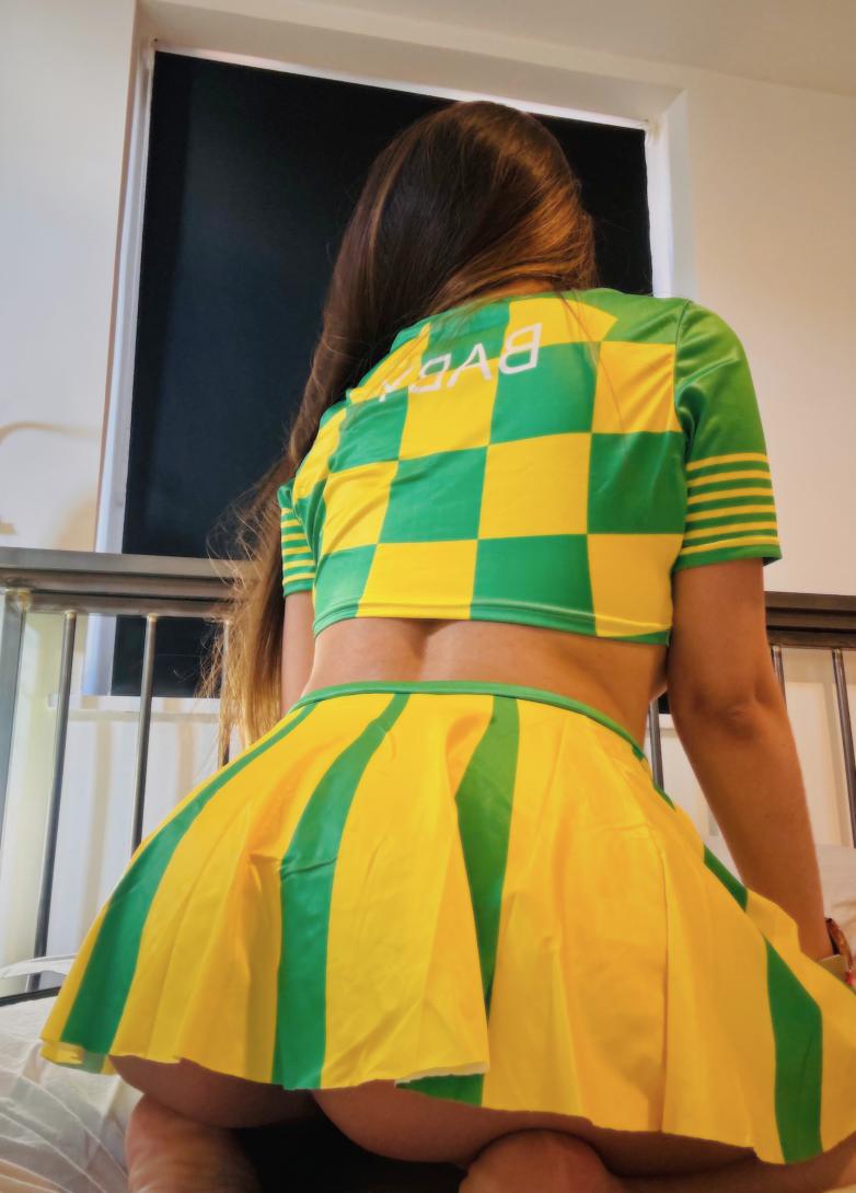Mirella brésilienne 